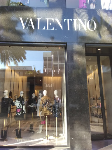 Boutique «VALENTINO», reviews and photos, 324 N Rodeo Dr, Beverly Hills, CA 90210, USA