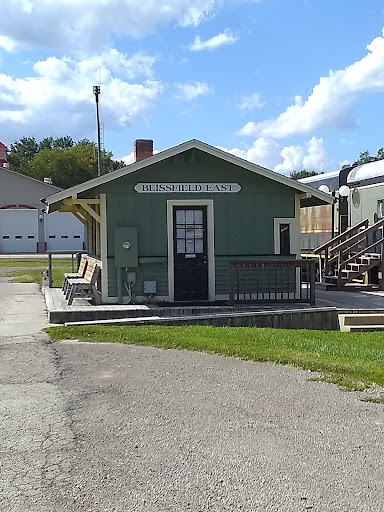 Supermarket «Fresh Choice Market Place», reviews and photos, 18801 E 9 Mile Rd, Eastpointe, MI 48021, USA