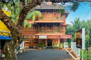 Old Curiosity Shop Kumarakom : An authentic Kerala shop image