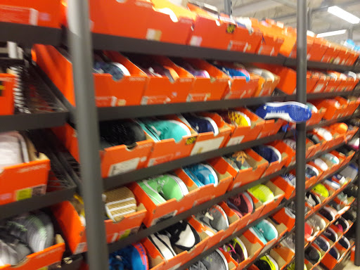 Clothing Store «Nike Clearance Store», reviews and photos, 250 E Palm Dr #185, Florida City, FL 33034, USA
