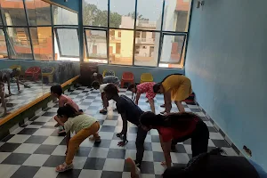 Professional dance academy & Gym Only For ladies & Children in kharar image