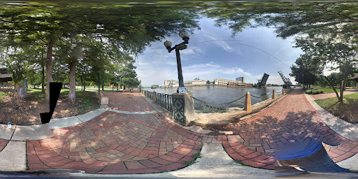 Park «Billie Limacher Bicentennial Park», reviews and photos, 201 W Jefferson St, Joliet, IL 60432, USA