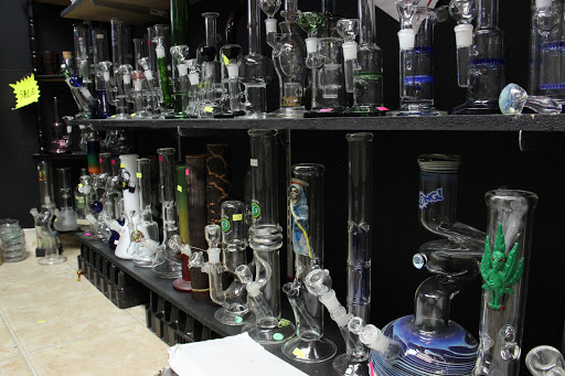 Tobacco Shop «Amsterdam Smoke Shop», reviews and photos, 510 W Court St, Seguin, TX 78155, USA