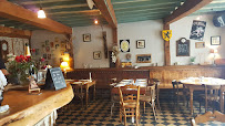 Atmosphère du Restaurant français L'Hazewinde à Saint-Sylvestre-Cappel - n°5
