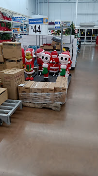 Walmart Supercenter - Photo 7 - Car repair in Raceland, LA, Houma