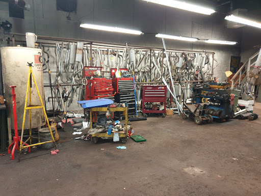 Auto Repair Shop «Meineke Car Care Center», reviews and photos, 1897 Brighton Henrietta Town Line Rd, Rochester, NY 14623, USA