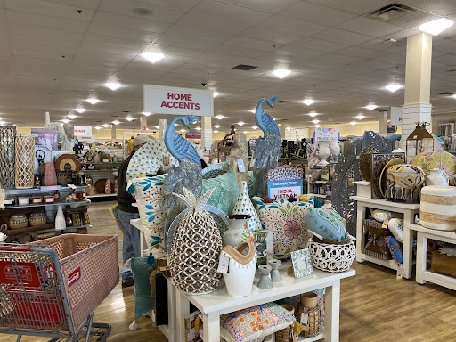 Department Store «HomeGoods», reviews and photos, 1444 E Golf Rd, Schaumburg, IL 60173, USA