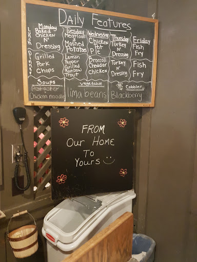 American Restaurant «Cracker Barrel Old Country Store», reviews and photos, 200 Hickman Dr, Sanford, FL 32771, USA