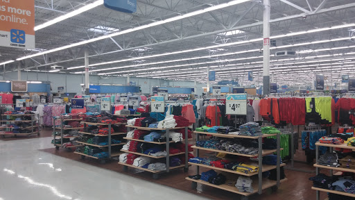 Discount Store «Walmart», reviews and photos, 910 Wolcott St, Waterbury, CT 06705, USA