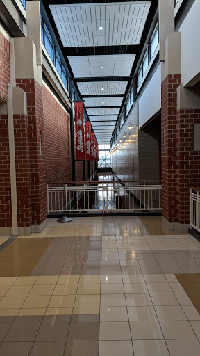 School «South Milwaukee High School», reviews and photos