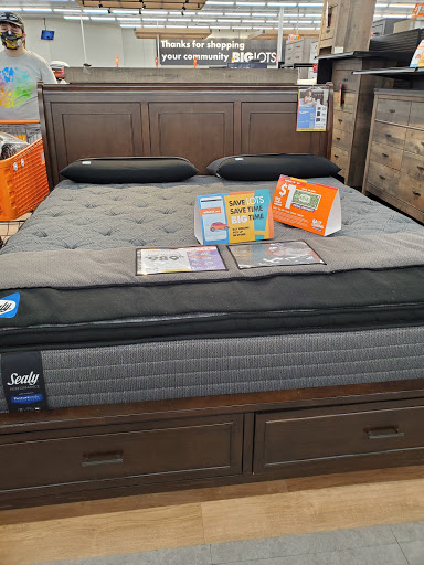 Discount Store «Big Lots», reviews and photos, 6300 E Livingston Ave, Reynoldsburg, OH 43068, USA