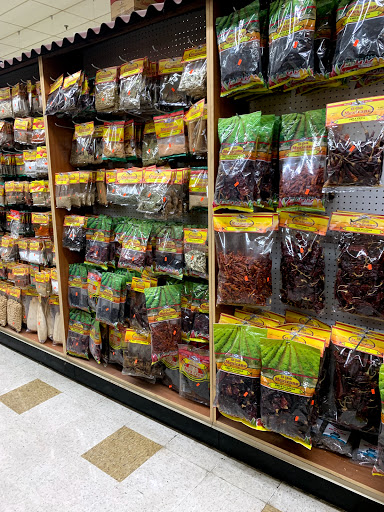 Supermarket «Fine Fare Supermarket», reviews and photos, 200 W Buttonwood St, Reading, PA 19601, USA