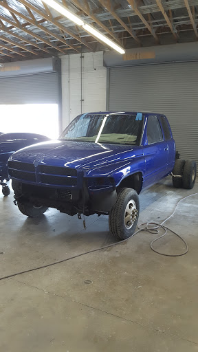 Auto Body Shop «Maaco Collision Repair & Auto Painting», reviews and photos, 3113 E Main St, Mesa, AZ 85213, USA