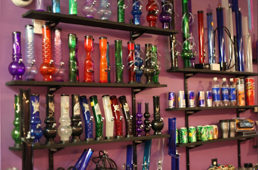 Tobacco Shop «One Flight Up Inc. - Reisterstown», reviews and photos, 4 Hanover Rd, Reisterstown, MD 21136, USA