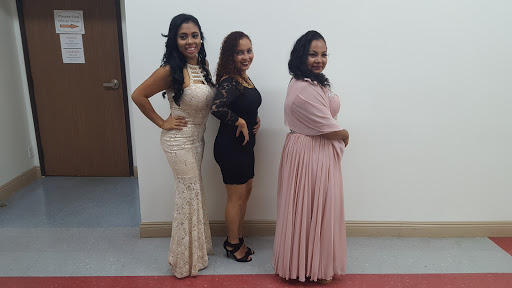 Shopping Mall «City Shopping Center», reviews and photos, 2201 Long Beach Blvd, Compton, CA 90221, USA