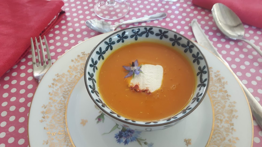 Table paysanne chez Guénola et Paul-Gildas Dréno à Arzal (Morbihan 56)