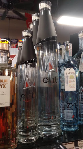 Liquor Store «J&J Liquor», reviews and photos, 1590 Hudson Bridge Rd, Stockbridge, GA 30281, USA