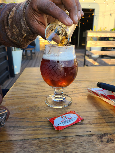 Three Weavers Brewing Company image