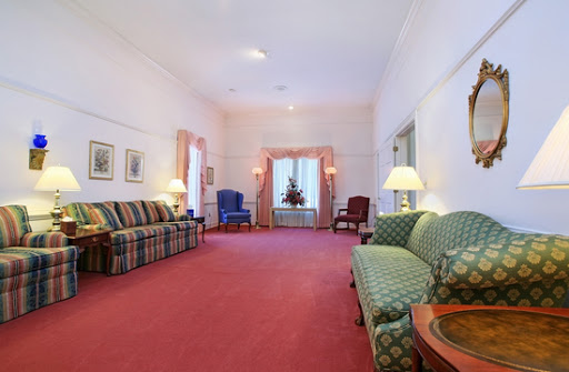 Funeral Home «Woodstock Funeral Home», reviews and photos, 8855 Main St, Woodstock, GA 30188, USA