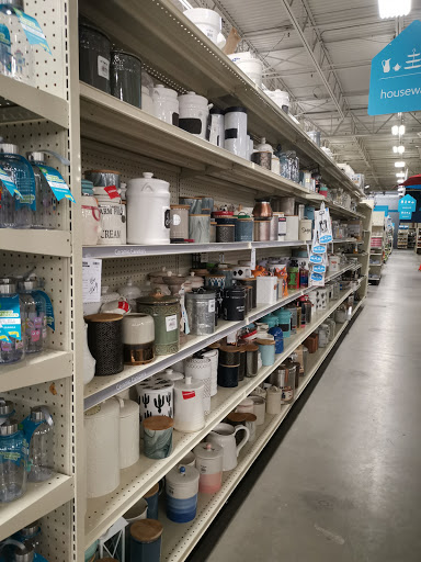 Home Goods Store «At Home», reviews and photos, 4641 Lafayette Rd, Indianapolis, IN 46254, USA