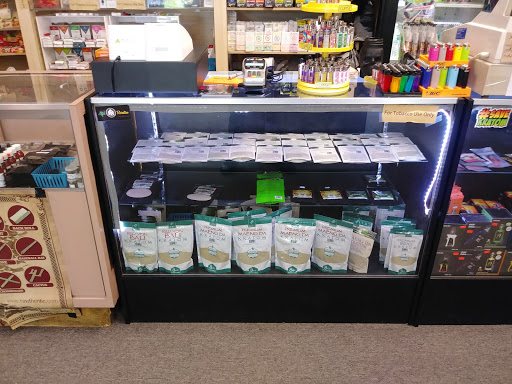 Tobacco Shop «Broken Glass Smoke Shop», reviews and photos, 343 SE Port St Lucie Blvd, Port St Lucie, FL 34984, USA