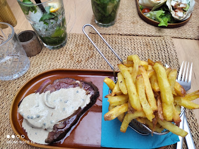 Le resto moustache à Châteauroux