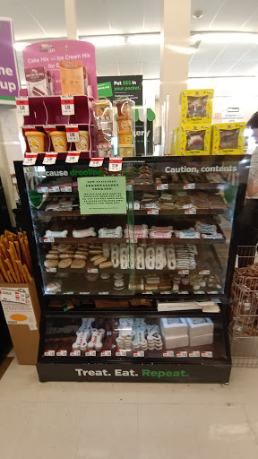 Pet Supply Store «Pet Supplies Plus», reviews and photos, 500 S St W, Raynham, MA 02767, USA