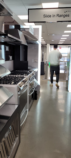 Appliance Store «AJ Madison, Inc.», reviews and photos, 3605 13th Ave, Brooklyn, NY 11218, USA