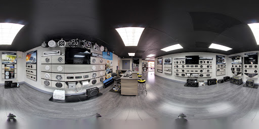 Car Stereo Store «HIGH TECH ELECTRONICS», reviews and photos, 880 E 9th St #2, Hialeah, FL 33010, USA