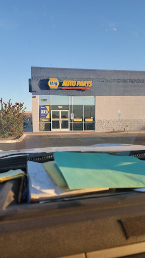 Auto Parts Store «NAPA Auto Parts - Genuine Parts Company», reviews and photos, 7622 W Indian School Rd, Phoenix, AZ 85033, USA