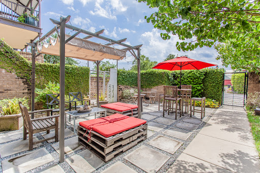 Wine Store «Aragon Wine Market», reviews and photos, 27 S 9th Ave, Pensacola, FL 32502, USA