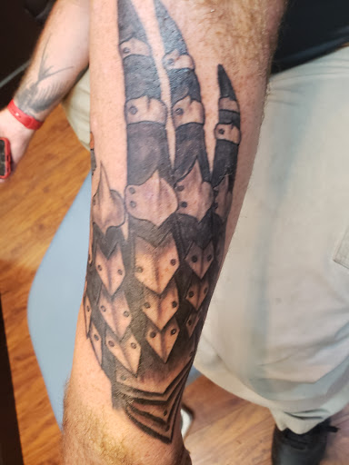 Tattoo Shop «All Inked Up», reviews and photos, 1700 Greensboro Ave, Tuscaloosa, AL 35401, USA