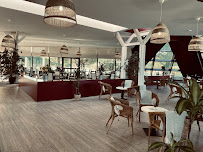 Atmosphère du Restaurant WOODS Bar&Rest Golf La Grande Motte - n°8