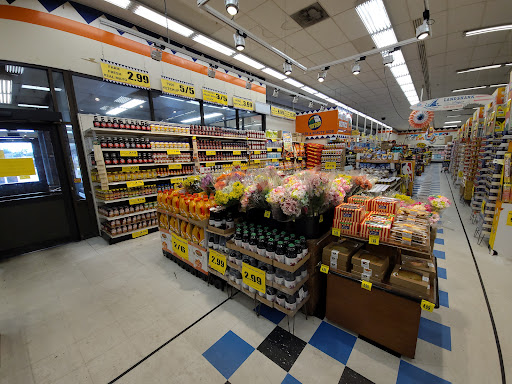 Supermarket «Western Beef Supermarket», reviews and photos, 322 Nassau Rd, Roosevelt, NY 11575, USA