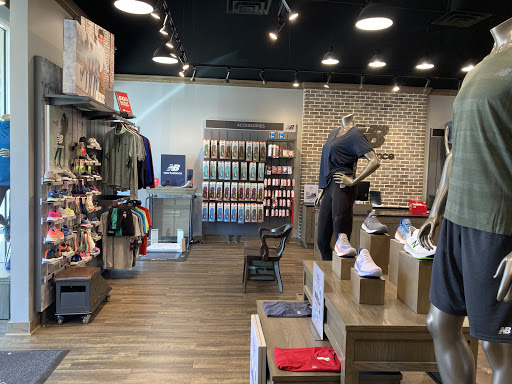 Shoe Store «New Balance Arlington», reviews and photos, 3751 Matlock Rd #101, Arlington, TX 76015, USA