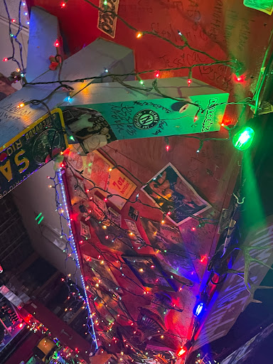 Live Music Bar «Tin Roof», reviews and photos, 3921 Shelbyville Rd, Louisville, KY 40207, USA