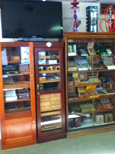 Tobacco Shop «EZ Tobacco and Gifts», reviews and photos, 300 St John St, Havre De Grace, MD 21078, USA