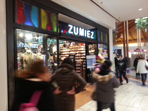 Clothing Store «Zumiez», reviews and photos, 3340 Mall Loop Dr #1214, Joliet, IL 60431, USA