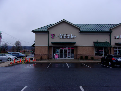 Cell Phone Store «T-Mobile», reviews and photos, 4402 Birkland Pl Unit 1, Easton, PA 18045, USA