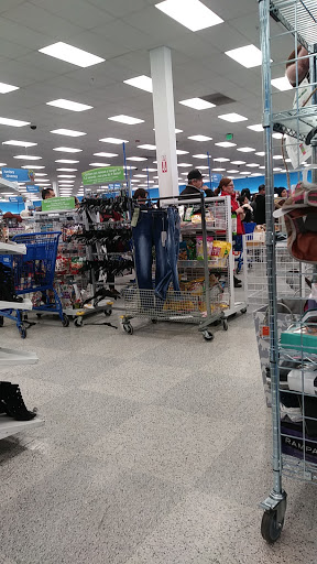 Clothing Store «Ross Dress for Less», reviews and photos, 902 Sepulveda Blvd, Harbor City, CA 90710, USA