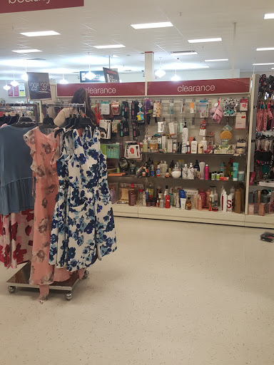 Department Store «T.J. Maxx & HomeGoods», reviews and photos, 4890 Integrity Way, Appleton, WI 54913, USA