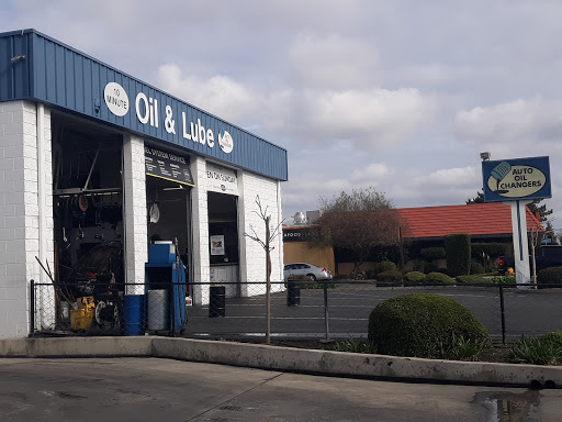 Oil Changers & Car Wash en Tulare