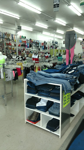 Clothing Store «Gen X Clothing», reviews and photos, 2090 Olympic St, Springfield, OR 97477, USA