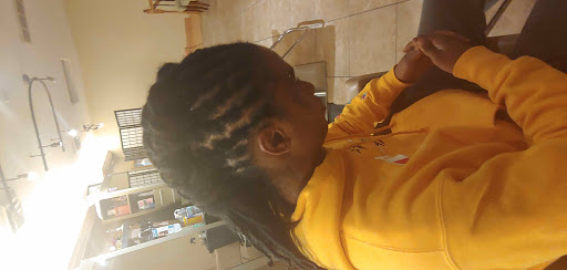 Hair Salon «Twisted Rootz Natural Hair Care Salon», reviews and photos, 2903 Oakland Ave, Greensboro, NC 27403, USA