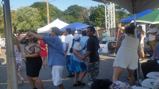 Grocery Store «Bravo Supermarkets», reviews and photos, 179 S Ocean Ave, Patchogue, NY 11772, USA