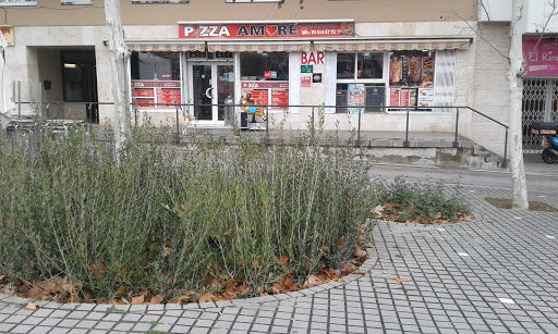 La Tosta Bar Restaurant