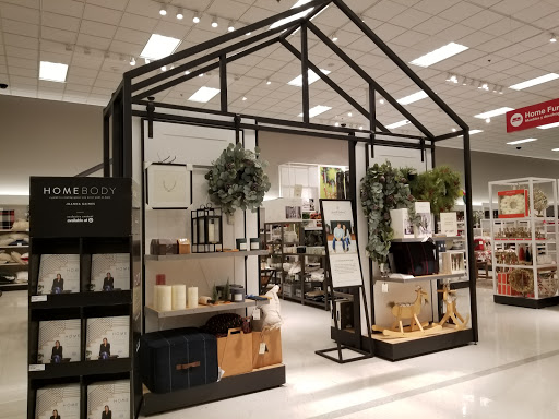 Department Store «Target», reviews and photos, 2099 Skokie Valley Rd, Highland Park, IL 60035, USA