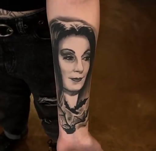 Explore break up tattoo ideas, creative tattoo ideas in Carpentersville, available at Electric Tattoo Parlor and Tattoo Removal