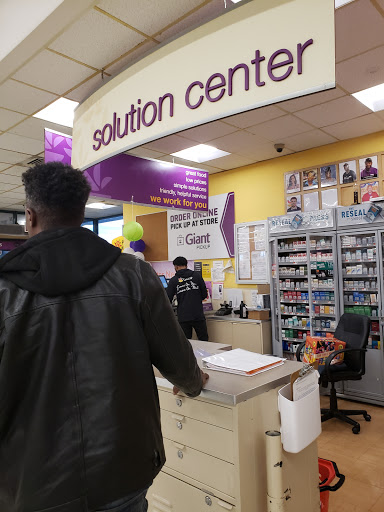 Grocery Store «Giant Food», reviews and photos, 10480 Campus Way S, Kettering, MD 20774, USA