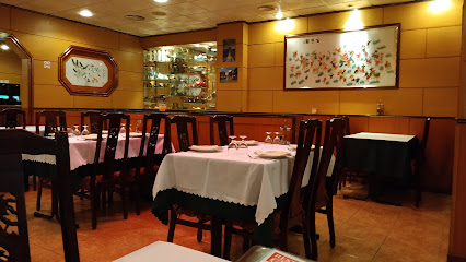 Restaurant Xinès Gran Muralla - Carrer Nou, 60, 17600 Figueres, Girona, Spain